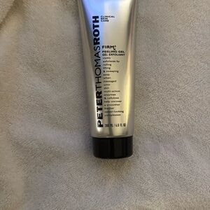 Peter Thomas Roth Silver Exfoliating Gel